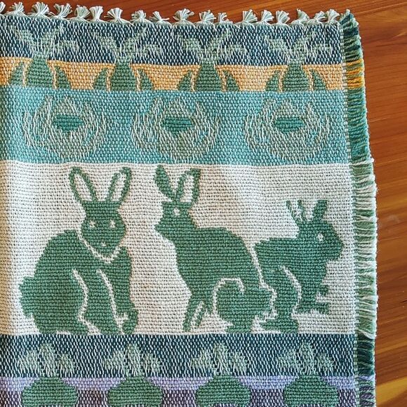 Springtime/Easter/Bunny Reversible Fringed Set Of 4 Placemats‎ - Picture 5 of 9